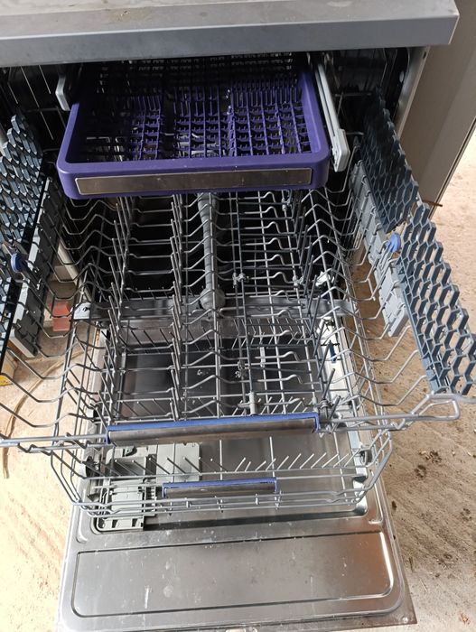 Съдомиялна Беко.