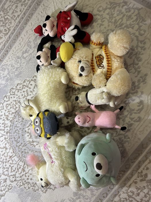 Мягкие игрушки продаю недорого