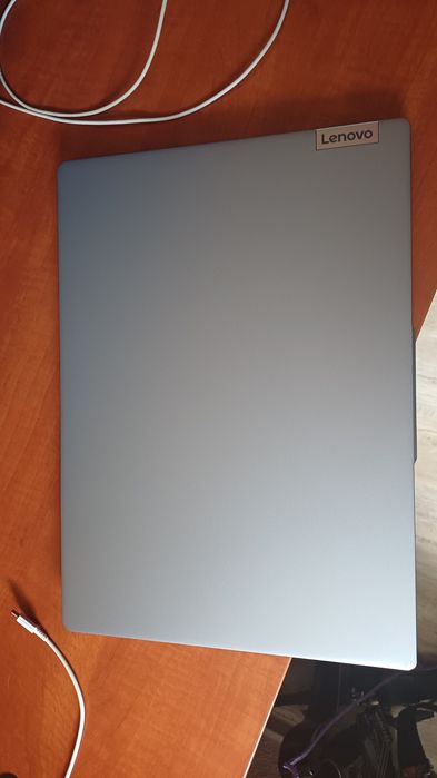 Laptop Lenovo IdeaPad Slim 3