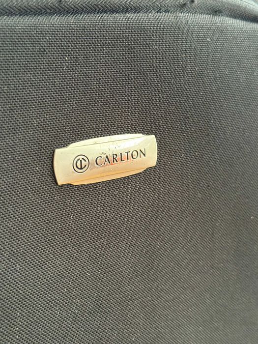 Текстилни куфари Carlton и Kappa