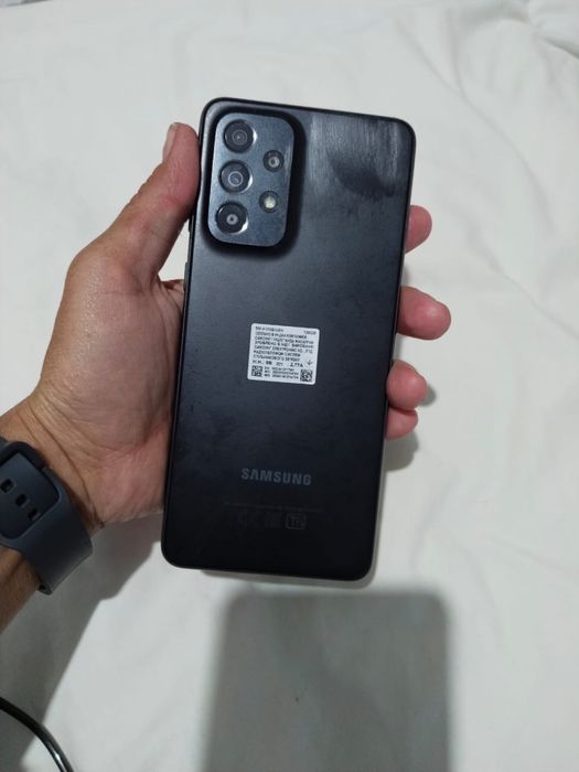 Самсунг А 33 телефон