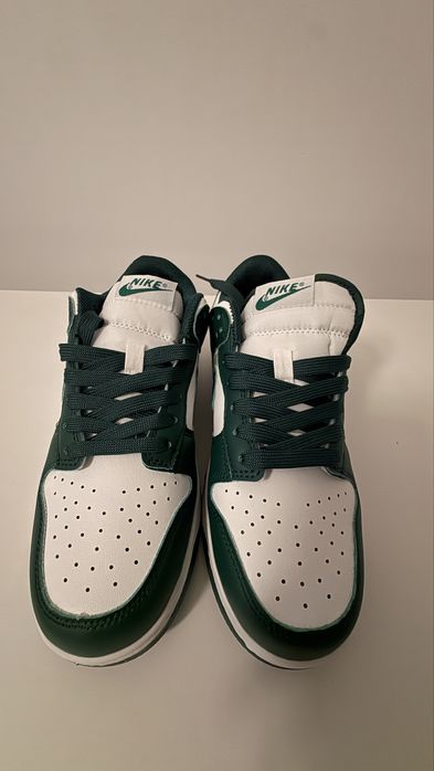 Nike Dunk Low – Verde & Alb