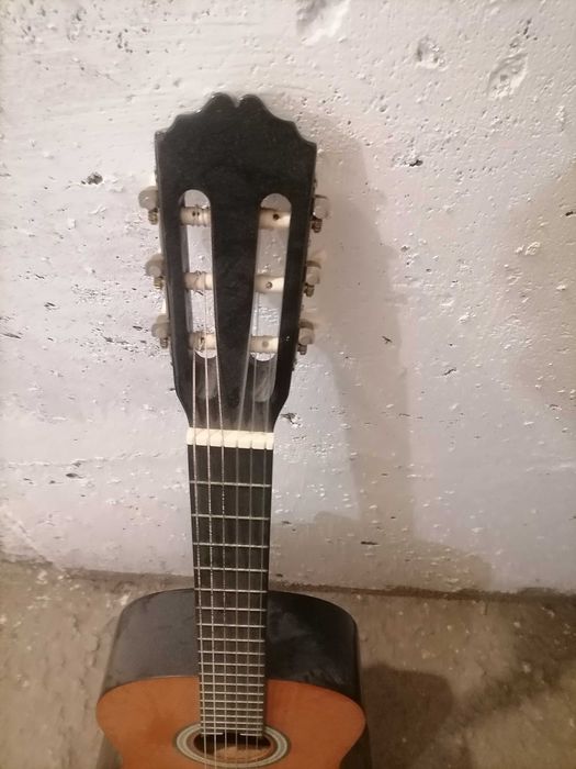 Китара във добро състояние