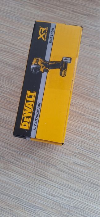 Dewalt 18V  Импакт