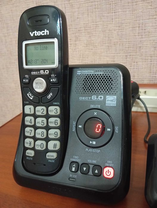 Продам радиотелефон VTECH две трубки на один телефонный номер.