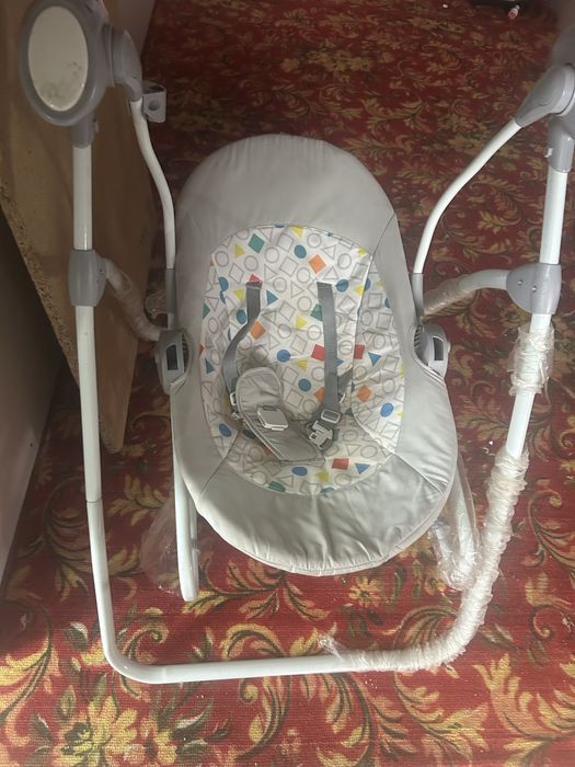 Продам качалку детскую