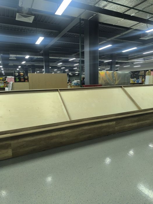 Сдам в аренду место в крытом павильоне