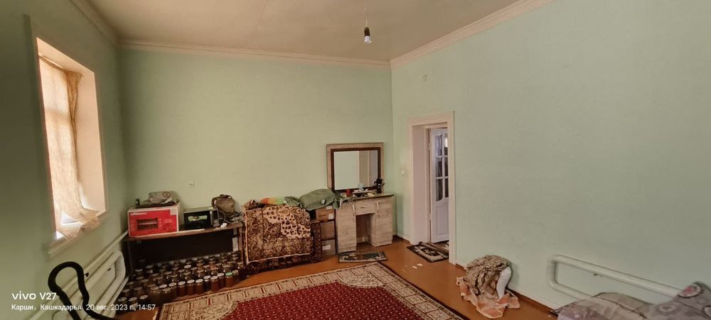 Uy sotiladi srochna 7 sotix