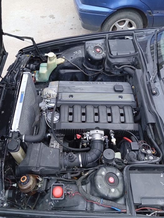 БМВ 525,в кузове е34