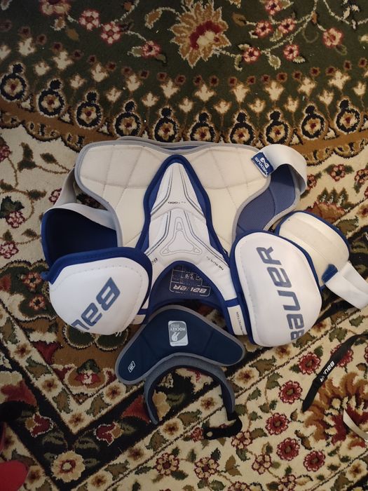 СРОЧНО!попадается хаккейная форму в харошем качестве