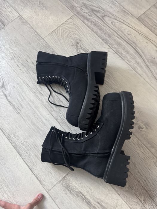 Продам ботинки Balenciaga Stomper