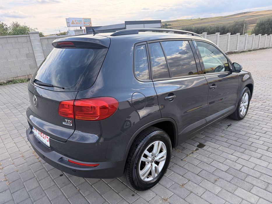 VOLKSWAGEN Tiguan 0 — imagine 4
