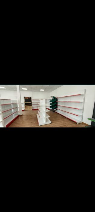 Rafturi pentru magazin