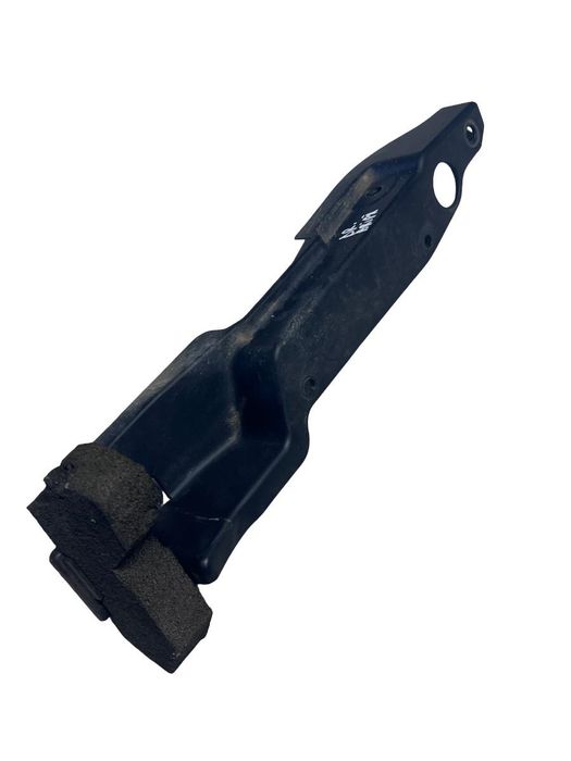 Suport de fixare aripa dreapta fata SUZUKI SX4 S-Cross JY 2023 -> 7246