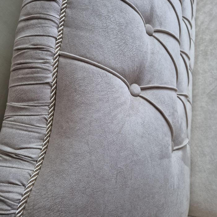 Новая красивая софа