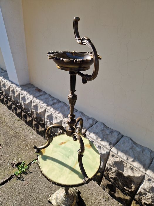 Уникален антикварен френски бронзов подов пепелник