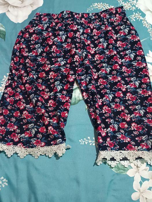Pantaloni scurți damă