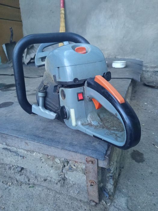 Бензопила кедр продам