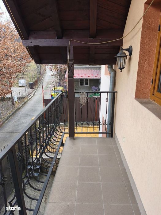 Casă de vânzare/ Vlădești Priporu