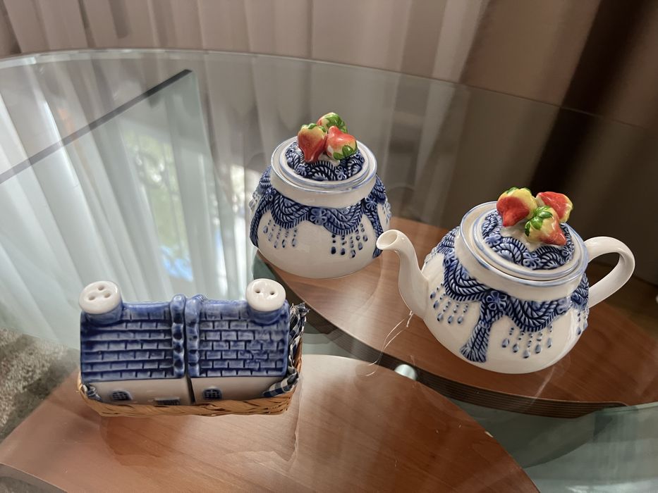 Сервиз чайный Клубника