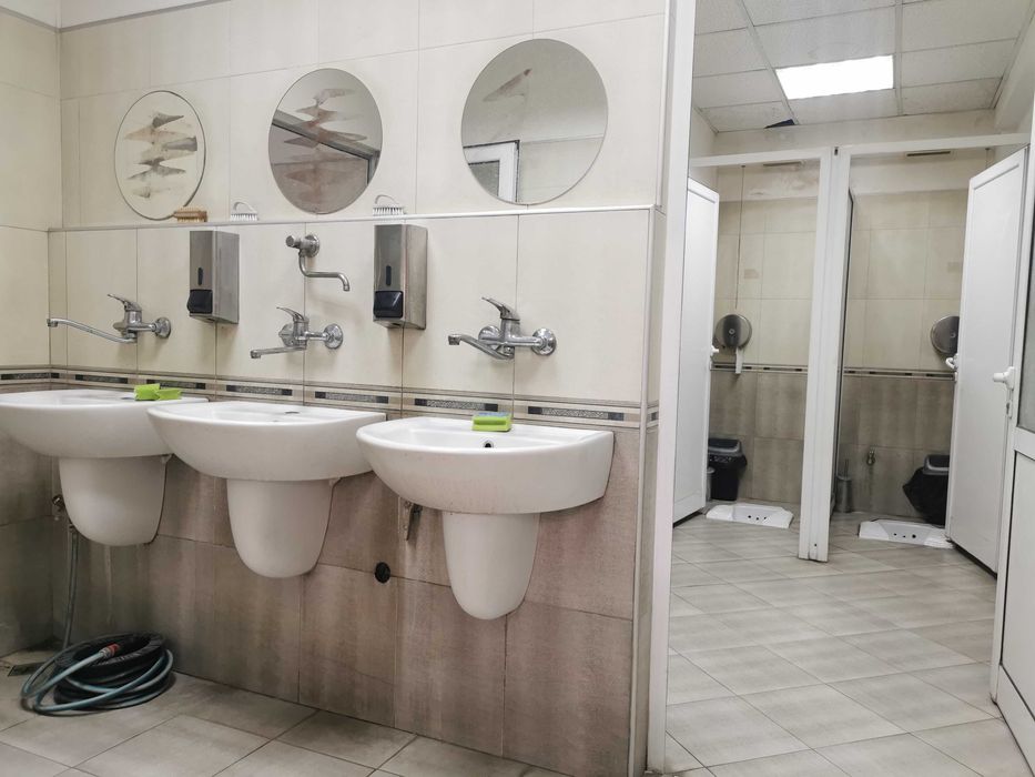 Продава се Промишлена сграда в Пловдив, Тракия - 2600 кв.м за 470 €/кв.м - Снимка #8