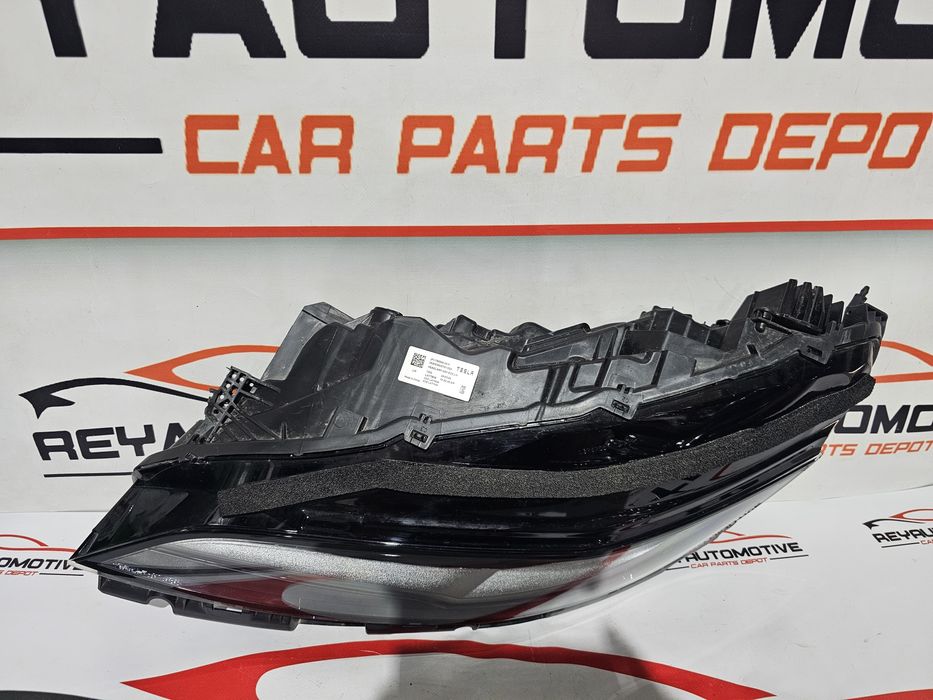 Far stanga led Tesla 3 Highland dupa 2023 cod 1760888-00-F