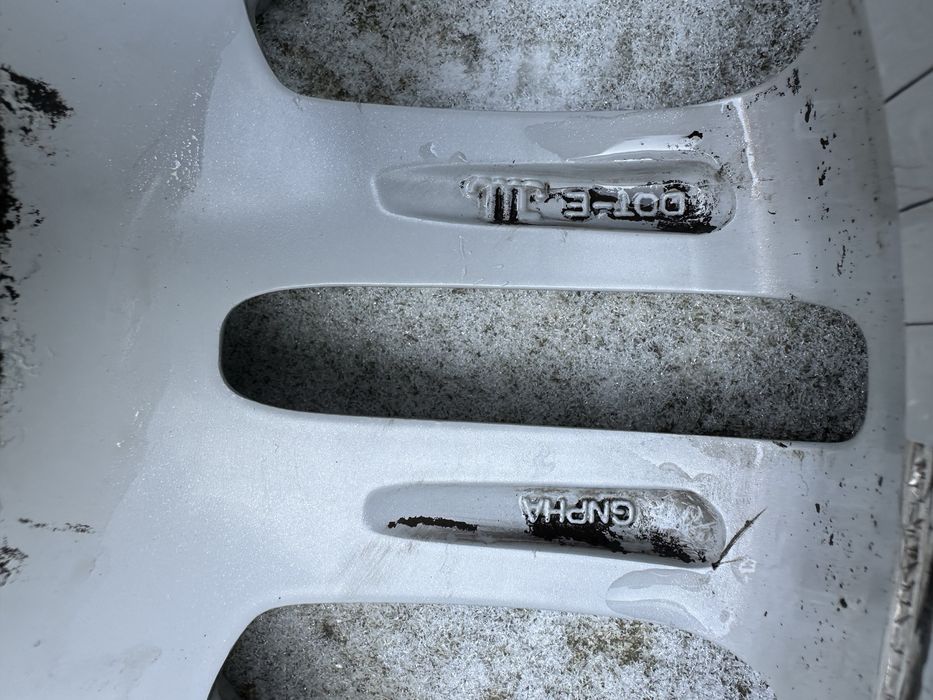 4x108 Ford Tourneo Courier 2018 cod ET76-1007-BA pret 1000 lei