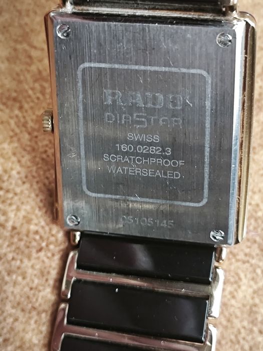 Часовник RADO...