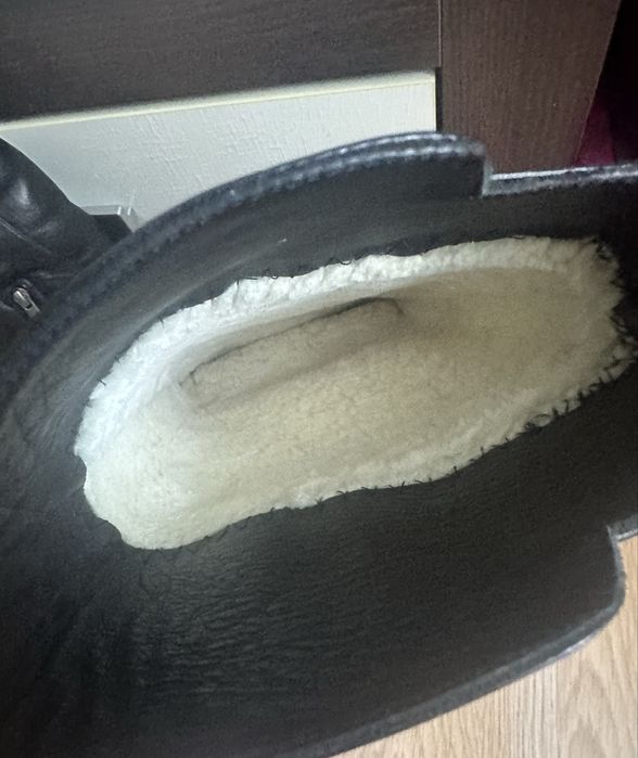 Продам зимние сапоги