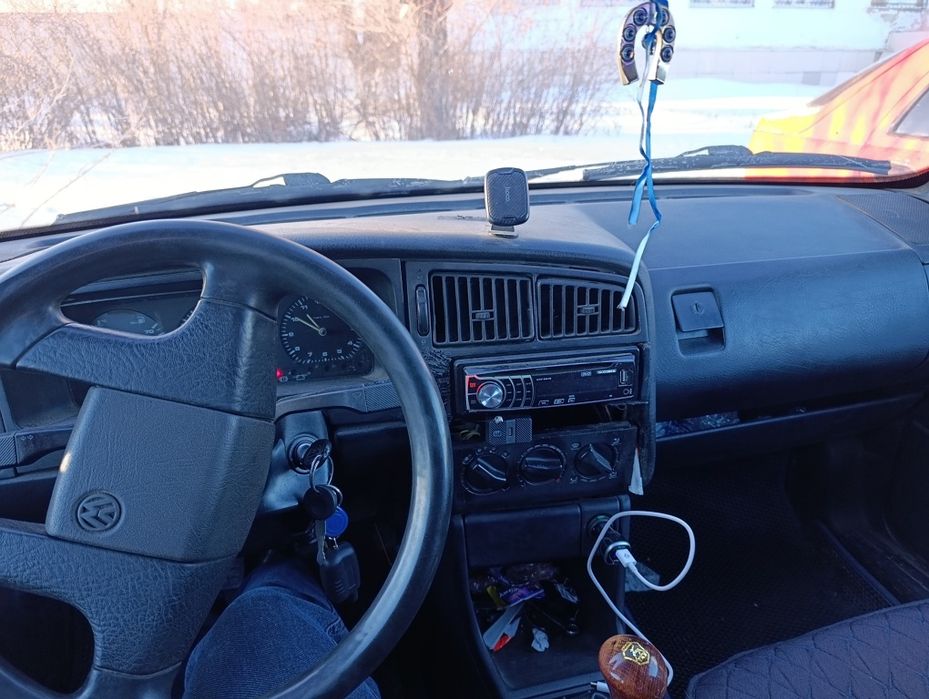 Продам пассат б3 седан