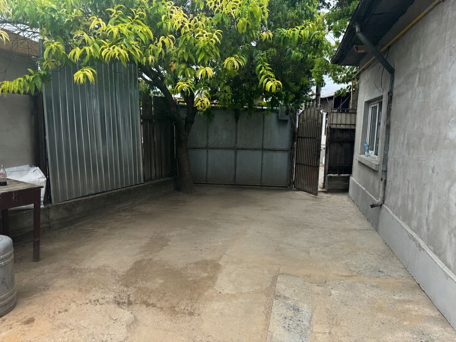 Vand casa zona centrala sau schimb cu apartament 3 camere