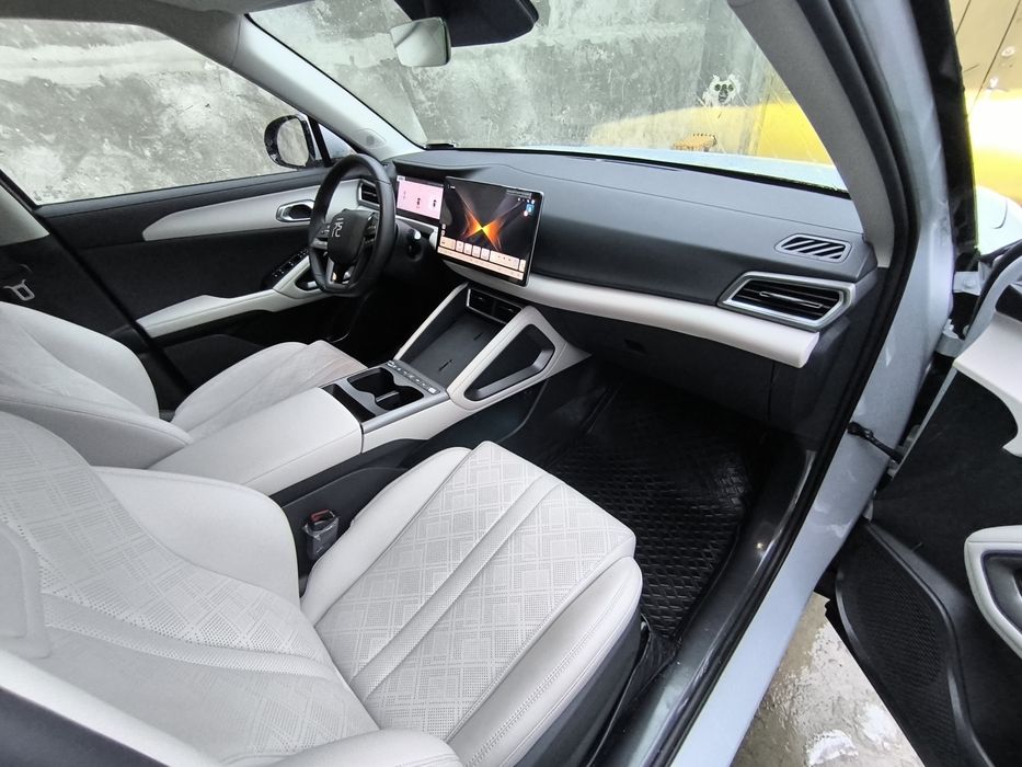 Продаётся BYD Yuan UP 2025 Smart Edition!