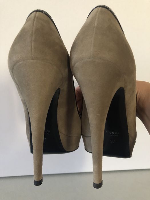 Pantofi open toe Gucci