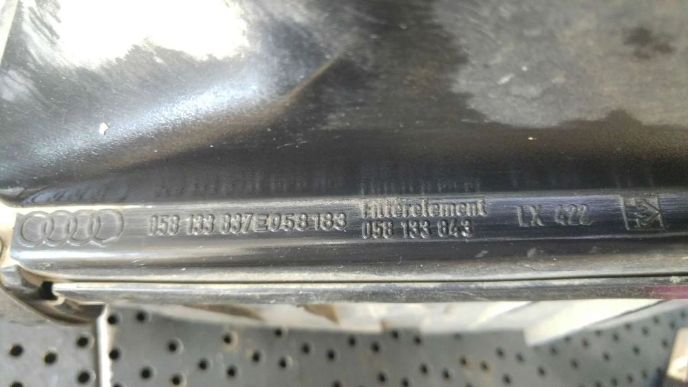 Carcasa filtru aer 1.6 b audi a4 b5 8d 058133837e058183 058133843