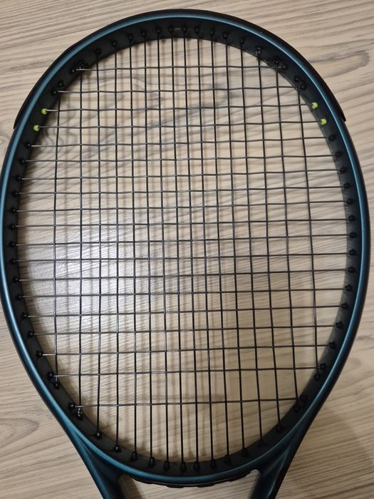 2 бр. Тенис ракети Wilson blade V9