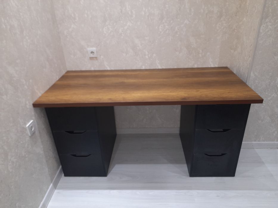 Компьютерный стол лофт