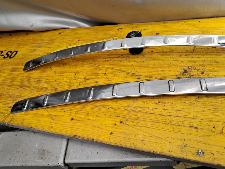 Лайсна багажник мерцедес  Mercedes A156 Gla  A247 Gla