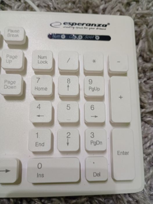 Tastatura cu dir in stare foarte buna
