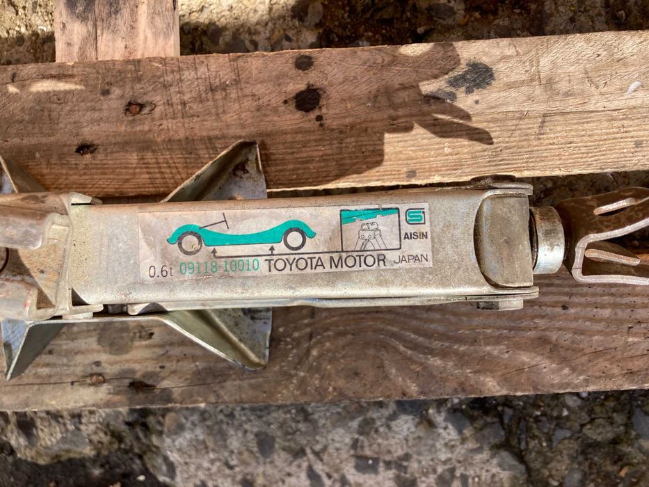 Крик за Кола Крик Toyota Тойота Оригинал