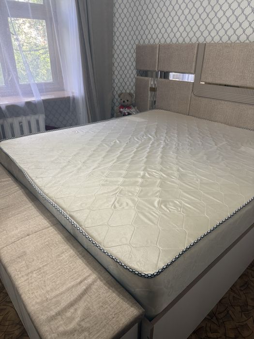 Продам двухспальный  кровать