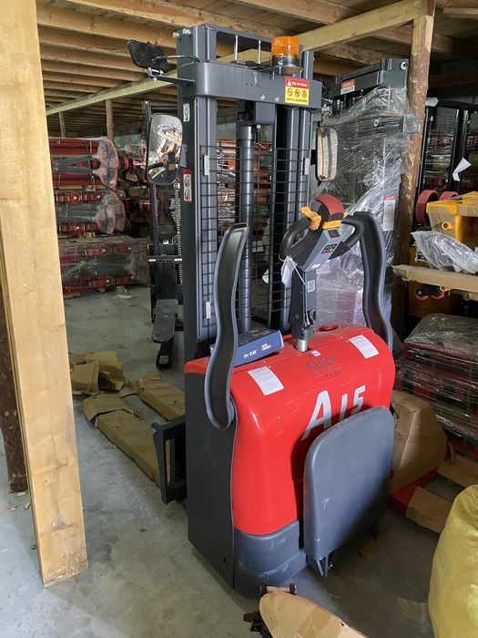 штабелер штаблер электрический , штабелер электрический , Рохля