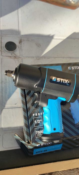 Пневматичен ударен гайковерт STIX 1900Nm