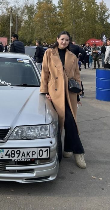 Продам пальто в хорошем состояние