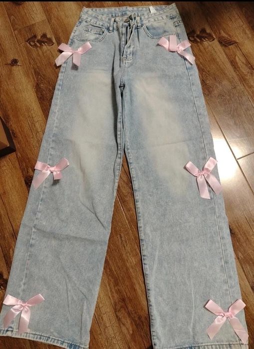 Blugi Wide Leg Tall Xs cu fundite roz