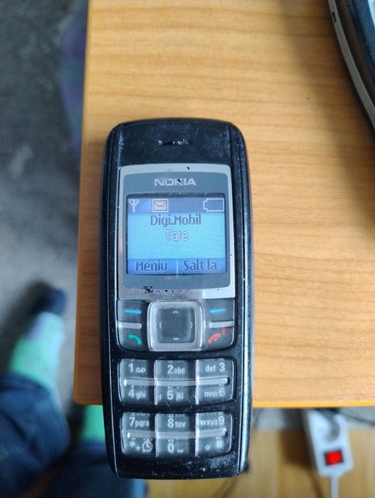 Vând telefon Nokia 1600 deblocat