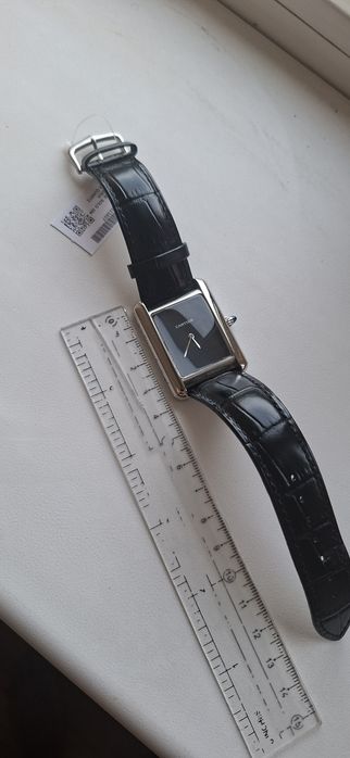Часы ручные cartier tank