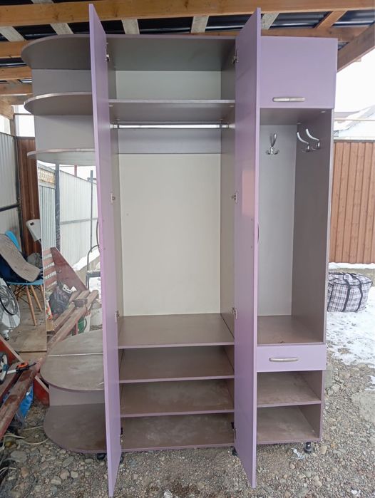 Прихожка продам срочно