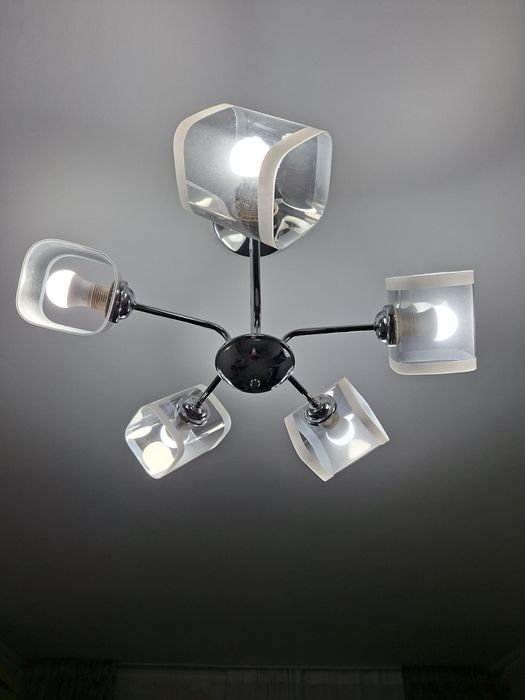 Люстра потолочная