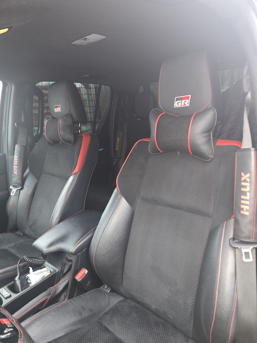 OCAZIE  !!! Toyota Hilux GR SPORT