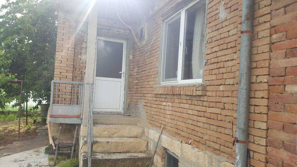 Продавам къща в село червенци от собственик